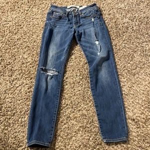 Abercrombie size 0S ripped leggings